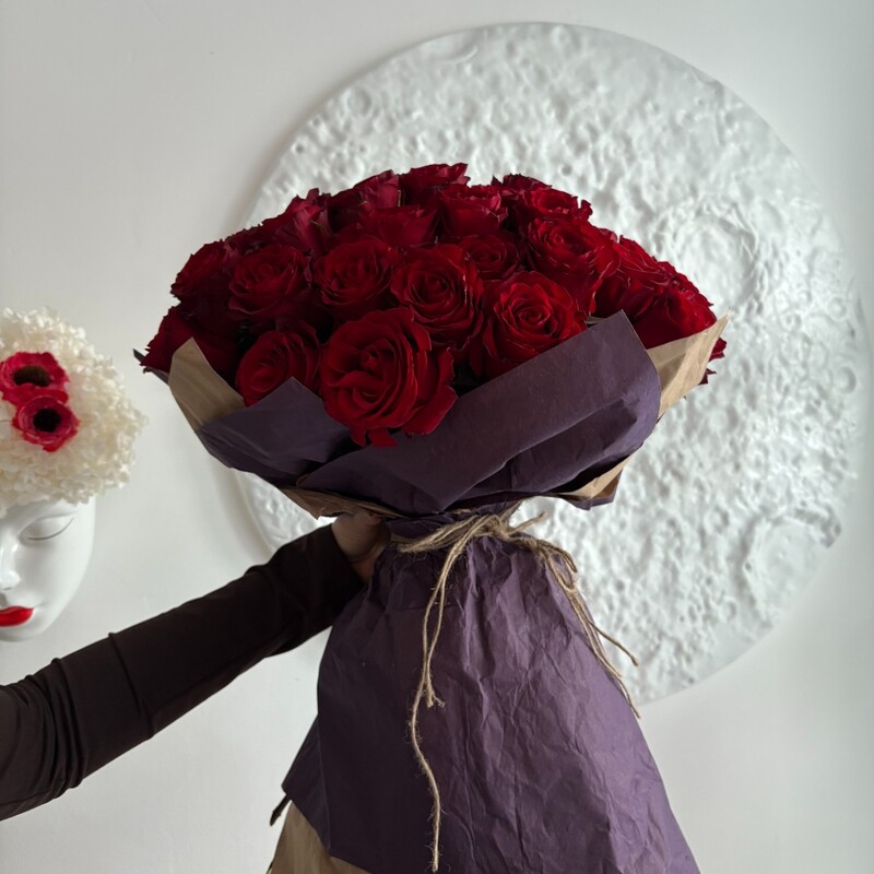 Букет красных роз