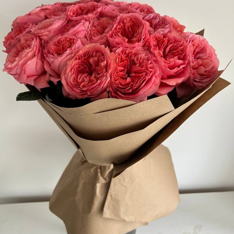 Букет коралловых роз