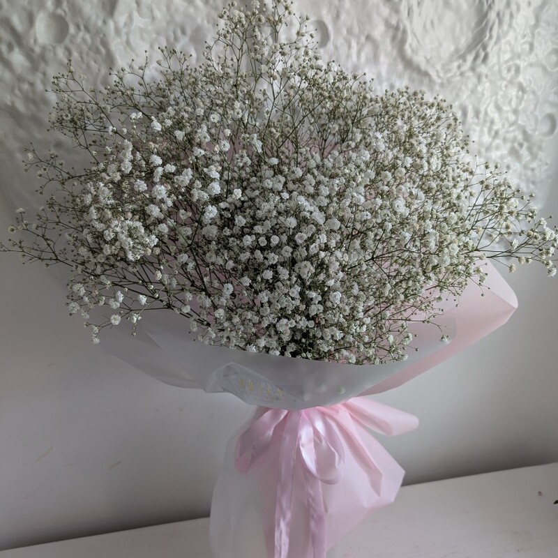 Букет гипсофилы белой