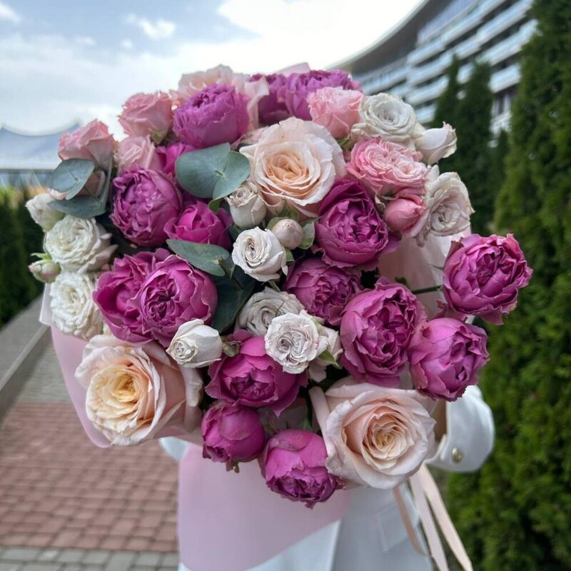 Микс роз розовый