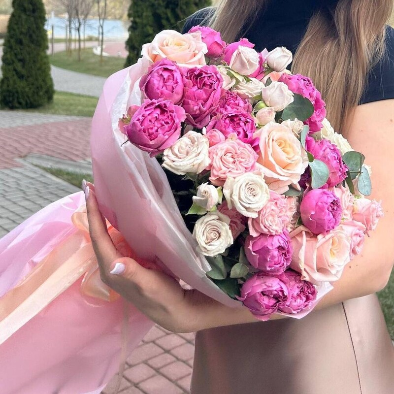 Микс роз розовый