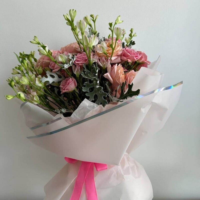 Нежный розовый букет