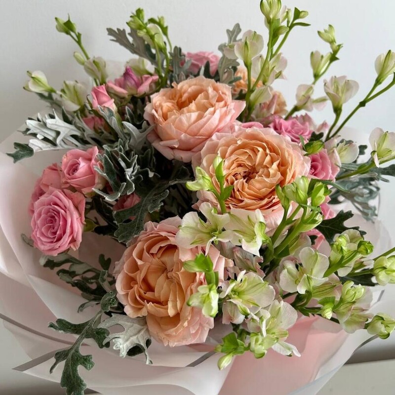 Нежный розовый букет