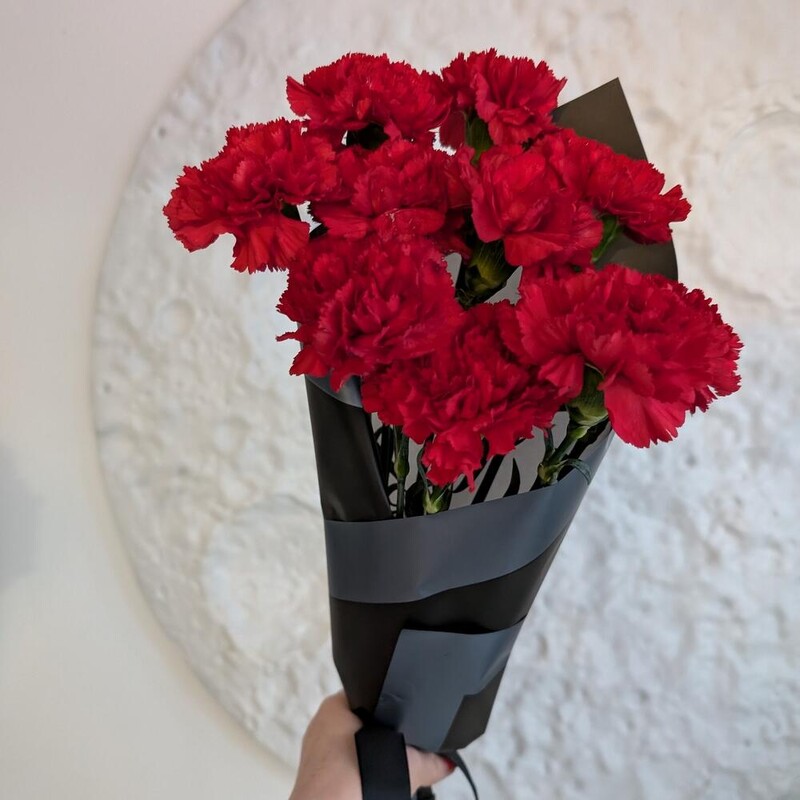 Гвоздика в упаковке